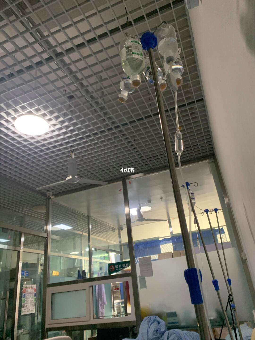 包含水土不服姆巴佩出现急性肠胃炎症状，已住院检查治疗的词条