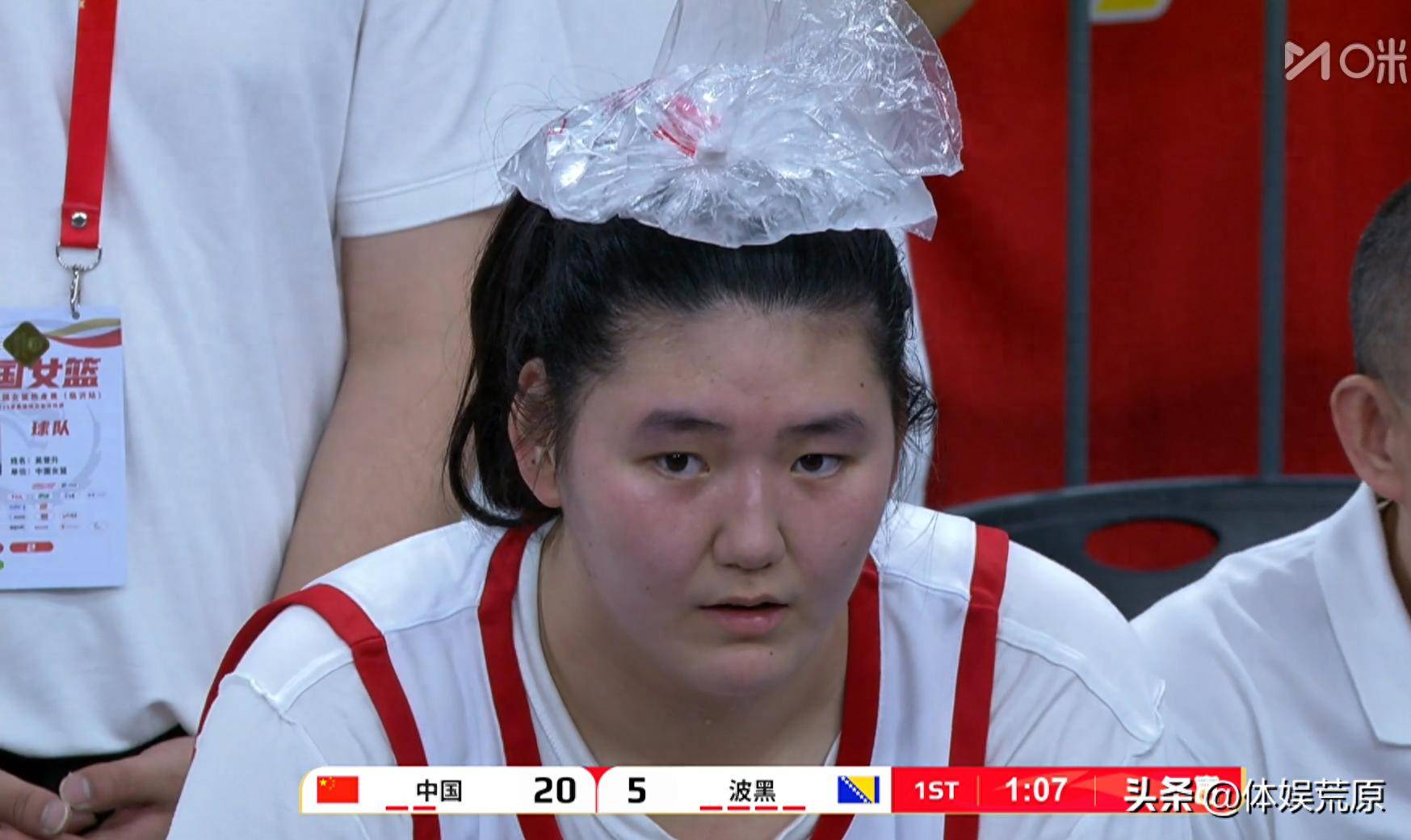 FIBA发布中国女篮写真张子宇韩旭搞怪