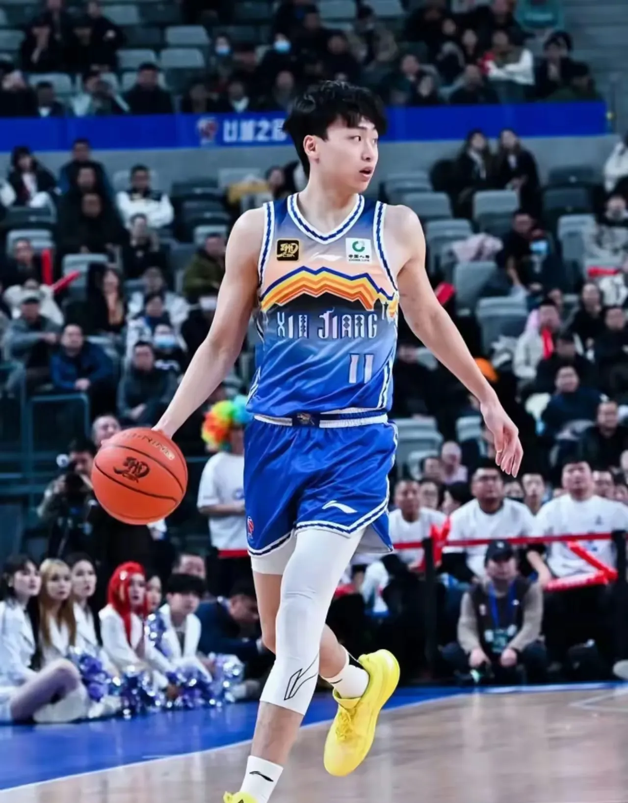新疆男篮后卫布拉切状态回勇，助球队获胜